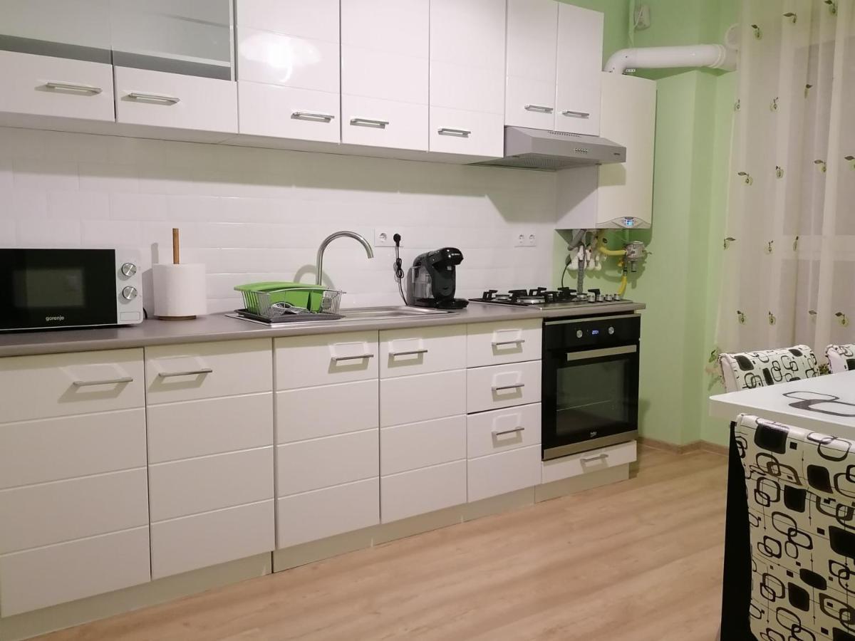 Apartament Nyx Флорешть Екстер'єр фото