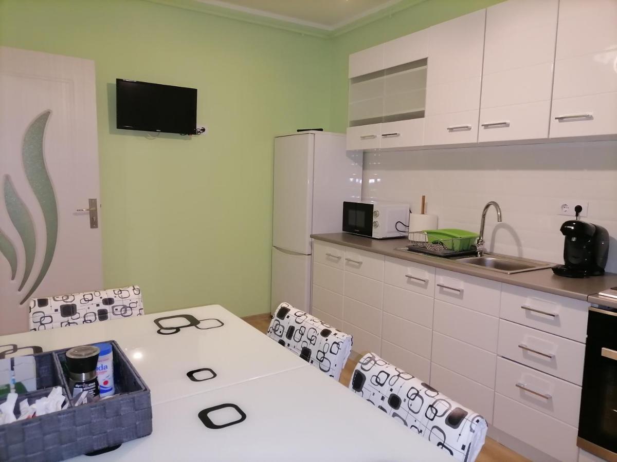 Apartament Nyx Флорешть Екстер'єр фото