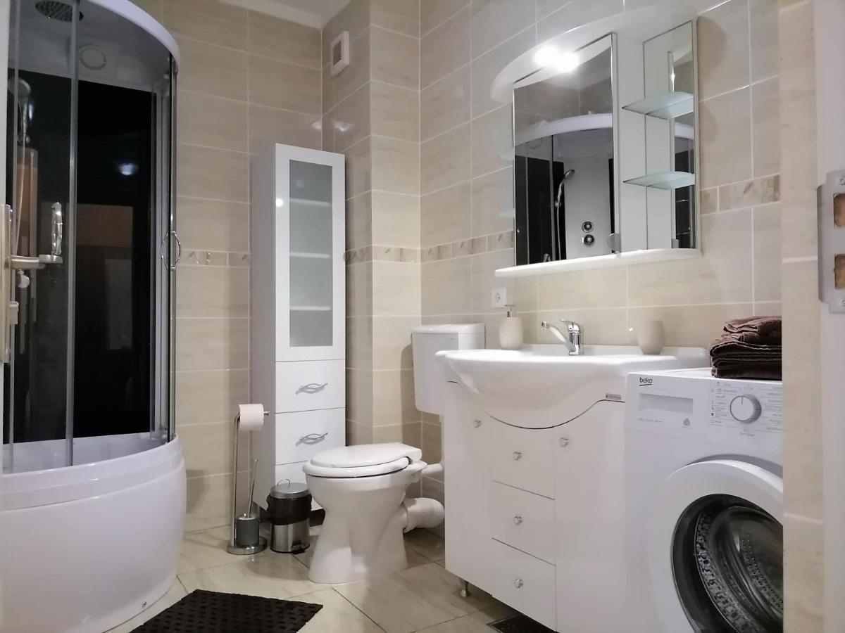 Apartament Nyx Флорешть Екстер'єр фото